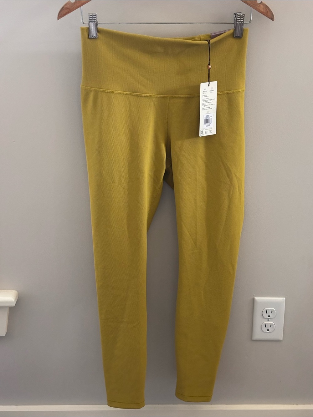 CALIA by Carrie Underwood Chartreuse Ribbed Active Leggings
